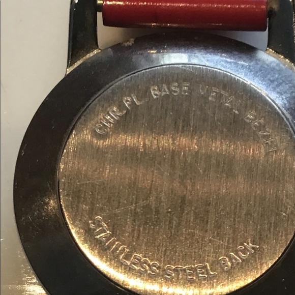 VINTAGE MICKEY MOUSE WATCH - Picture 5 of 5